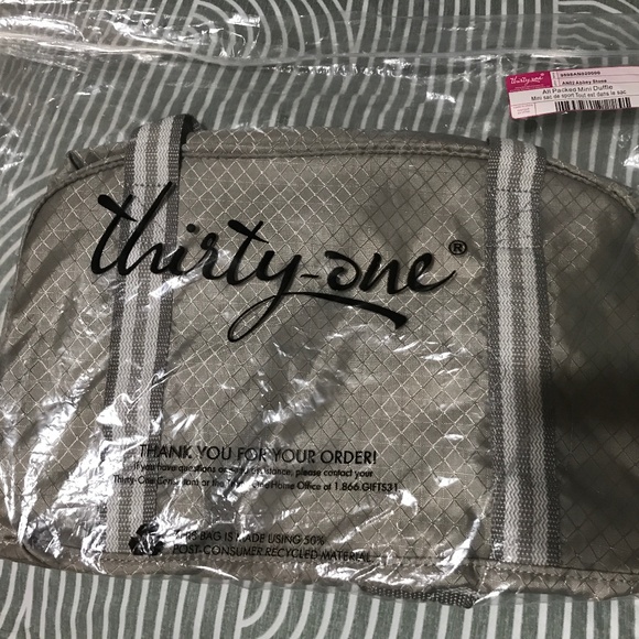 NEW ThirtyOne All Packed Mini Duffle in Abbey stone - Picture 2 of 3